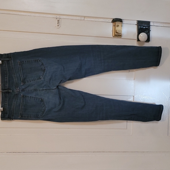 👖LOFT Skinny Jeans👖 - Picture 6 of 7